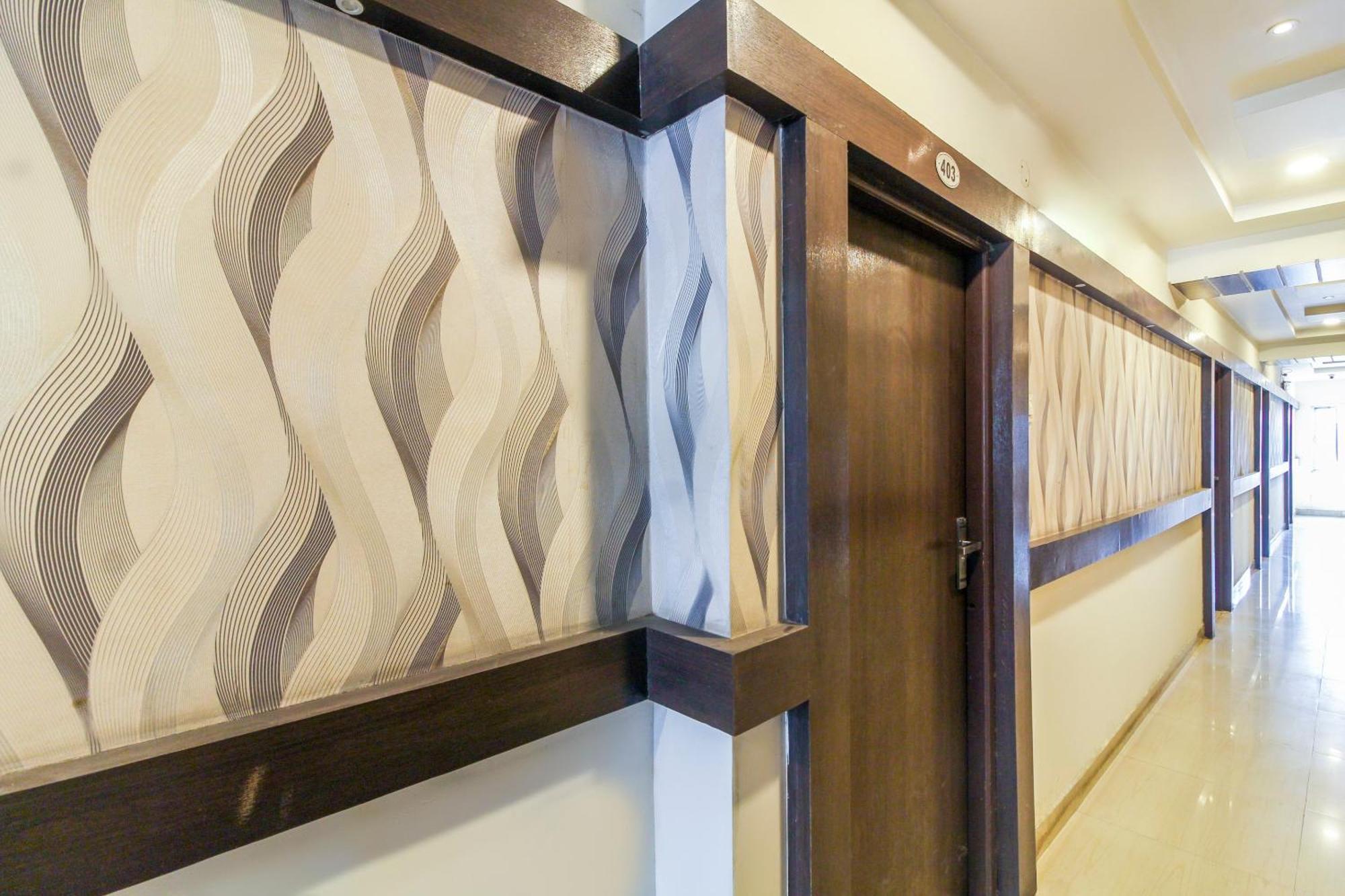 Hotel O Sri Harsha Residency Near Jntu Metro Hyderabad Exteriör bild